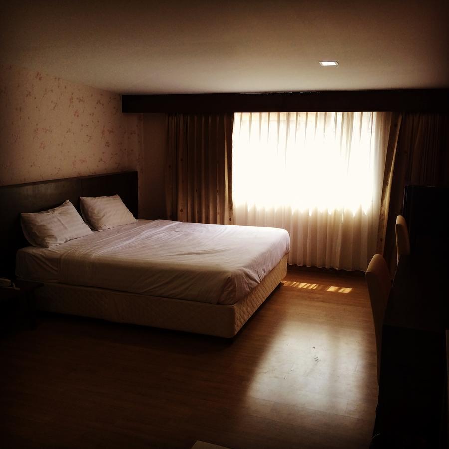 Iraqi Hotel Makkasan Экстерьер фото